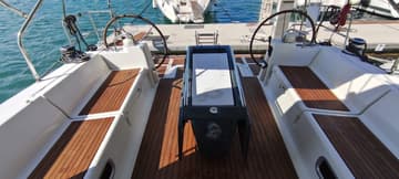 Sailboat Zeppelin available for yacht charter in Greece | Yacht4Less
