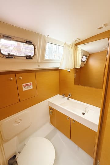 Sailboat Santa Ponsa available for yacht charter in Spain | Yacht4Less