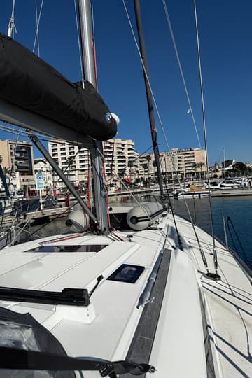 Sailboat Santa Ponsa charter rental in Spain | Yacht4Less