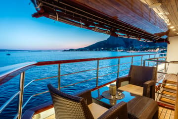 Motorboat Carpe Diem available for yacht charter in Croatia | Yacht4Less