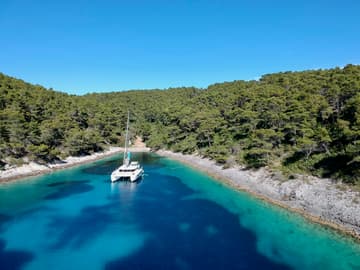 Best Price for a Catamaran Andorinha rental in Croatia | Yacht4Less