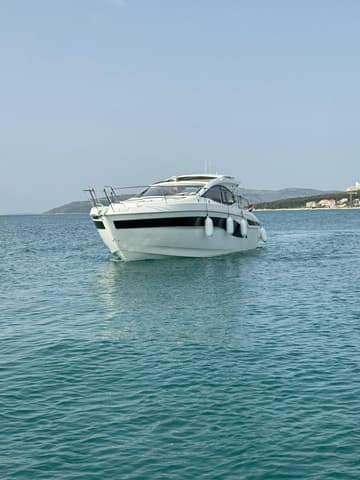 Motorboat Ivana available for yacht charter in Croatia | Yacht4Less