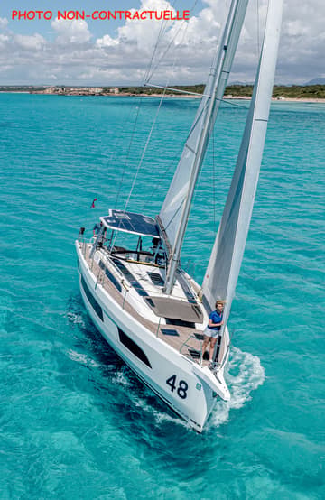 Sailboat Midi available for yacht charter in France | Yacht4Less