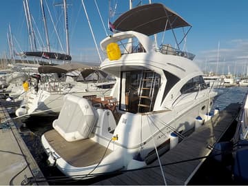 Best Price for a Motorboat Mandalina II rental in Croatia | Yacht4Less