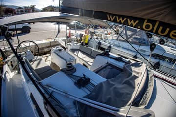 Sailboat Psi Octantis available for yacht charter in Greece | Yacht4Less