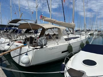 Best Price for a Sailboat Mojito Sunrise rental in Slovenia | Yacht4Less