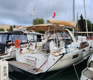 Sailboat Office 2 charter rental in Croatia | Yacht4Less