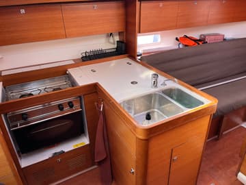 Sailboat T'moana available for yacht charter in France | Yacht4Less