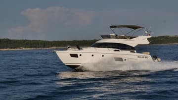 Motorboat Zanngi charter rental in Croatia | Yacht4Less