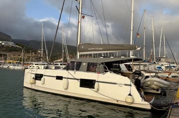 Catamaran Lollo III charter rental in Croatia | Yacht4Less
