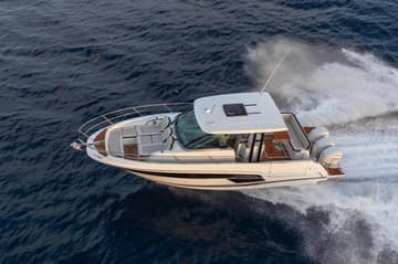 Motorboat Ansimaste charter rental in Italy | Yacht4Less