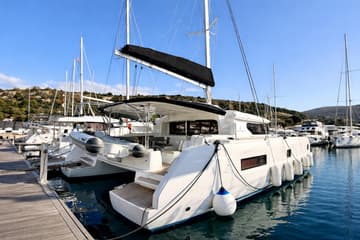 Catamaran No Limit I charter rental in Croatia | Yacht4Less
