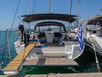 Sailboat Layla charter rental in Greece | Yacht4Less