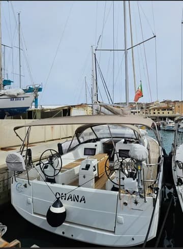 Sailboat Ohana available for yacht charter in Italy | Yacht4Less
