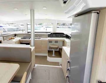 Catamaran Siga Siga available for yacht charter in Italy | Yacht4Less