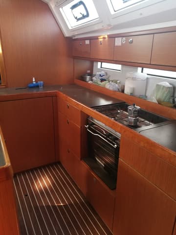 Sailboat Blue Moon available for yacht charter in Italy | Yacht4Less