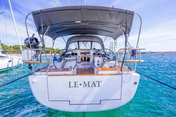 Sailboat Le Mat charter rental in Croatia | Yacht4Less
