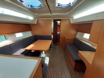 Sailboat Aurora available for yacht charter in Italy | Yacht4Less