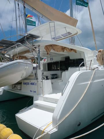 Catamaran FRANCOIS-MAHE 2 charter rental in Seychelles | Yacht4Less
