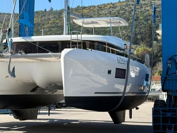 Best Price for a Catamaran Jutka rental in Croatia | Yacht4Less