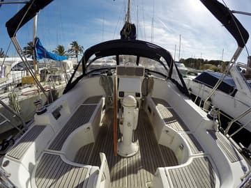 Best Price for a Sailboat L'Alliance rental in France | Yacht4Less