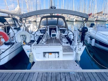 Sailboat Eolya charter rental in France | Yacht4Less