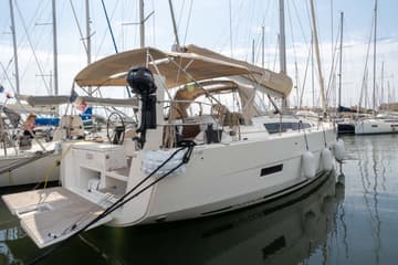 Sailboat Etosha available for yacht charter in France | Yacht4Less