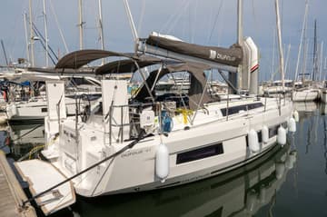 Sailboat Key West available for yacht charter in France | Yacht4Less