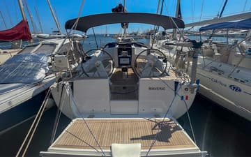 Sailboat Maveric charter rental in France | Yacht4Less