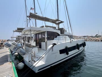 Catamaran Les Evadees charter rental in France | Yacht4Less
