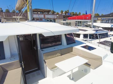 Best Price for a Catamaran Seasight rental in France | Yacht4Less