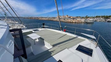 Catamaran Obiwan available for yacht charter in France | Yacht4Less