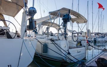 Best Price for a Sailboat Amour rental in France | Yacht4Less