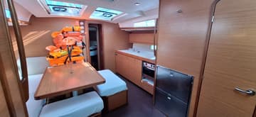 Sailboat Ibis available for yacht charter in Croatia | Yacht4Less
