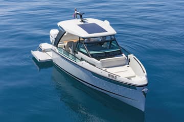 Motorboat Bura available for yacht charter in Croatia | Yacht4Less