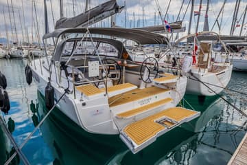 Best Price for a Sailboat Catch me if you can rental in Croatia | Yacht4Less