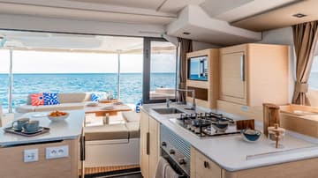 Catamaran DIVER DOG available for yacht charter in Bahamas | Yacht4Less
