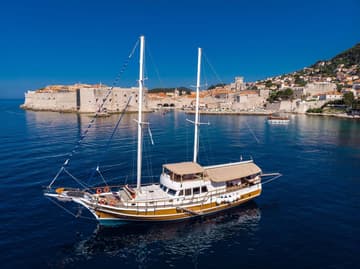 Gulet Sirena charter rental in Croatia | Yacht4Less