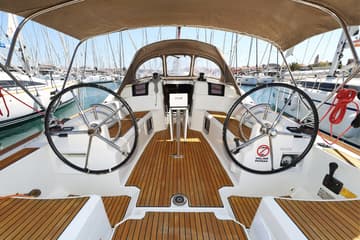 Sailboat Eol available for yacht charter in Croatia | Yacht4Less