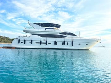 Best Price for a Luxury Yacht Premier Cru rental in Croatia | Yacht4Less