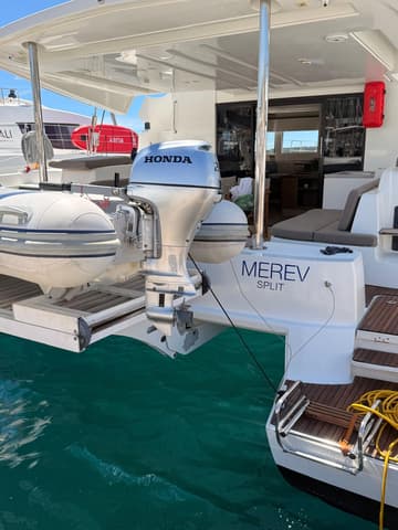 Best Price for a Catamaran Merev rental in Croatia | Yacht4Less