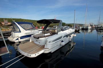 Motorboat Vjeko available for yacht charter in Croatia | Yacht4Less