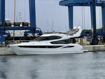 Motorboat Minesa charter rental in Croatia | Yacht4Less