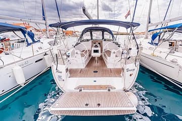 Sailboat Flinx charter rental in Croatia | Yacht4Less