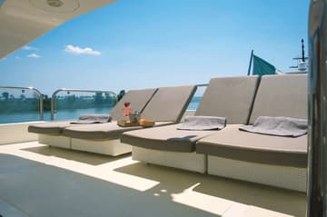 Best Price for a Luxury Yacht Magic Six rental in Italy | Yacht4Less