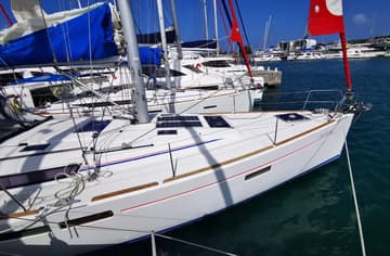 Sailboat Phat Dolphin available for yacht charter in Caribbean | Yacht4Less