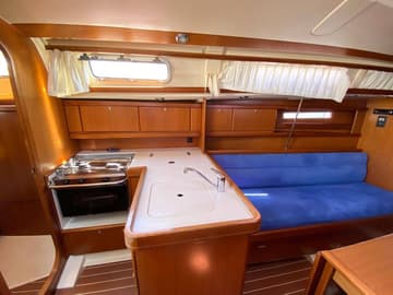 Best Price for a Sailboat Talisman rental in France | Yacht4Less