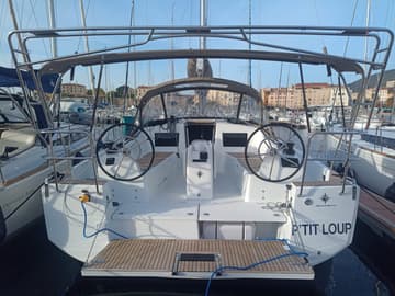 Sailboat P’tit Loup charter rental in France | Yacht4Less