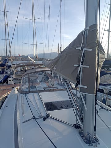 Best Price for a Sailboat P’tit Loup rental in France | Yacht4Less