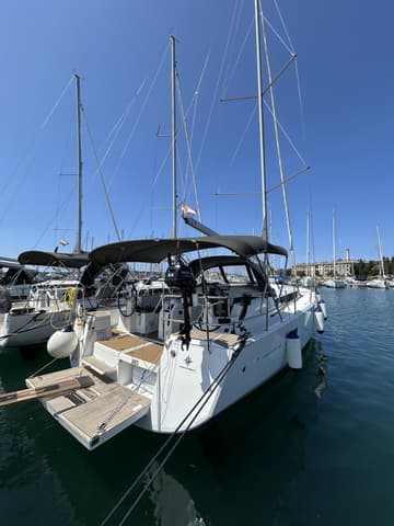 Sailboat Ares available for yacht charter in Croatia | Yacht4Less
